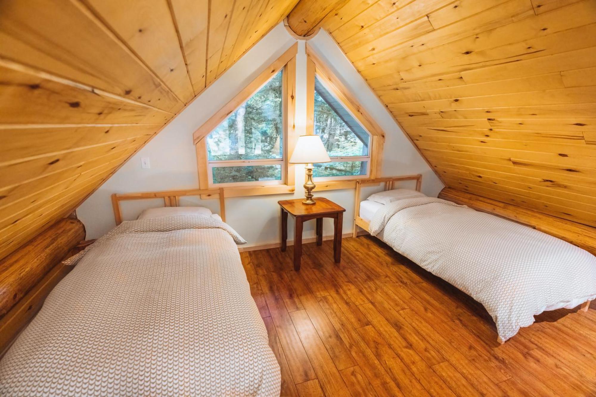 Bella Coola Grizzly Tours And Resort Hagensborg Exterior photo